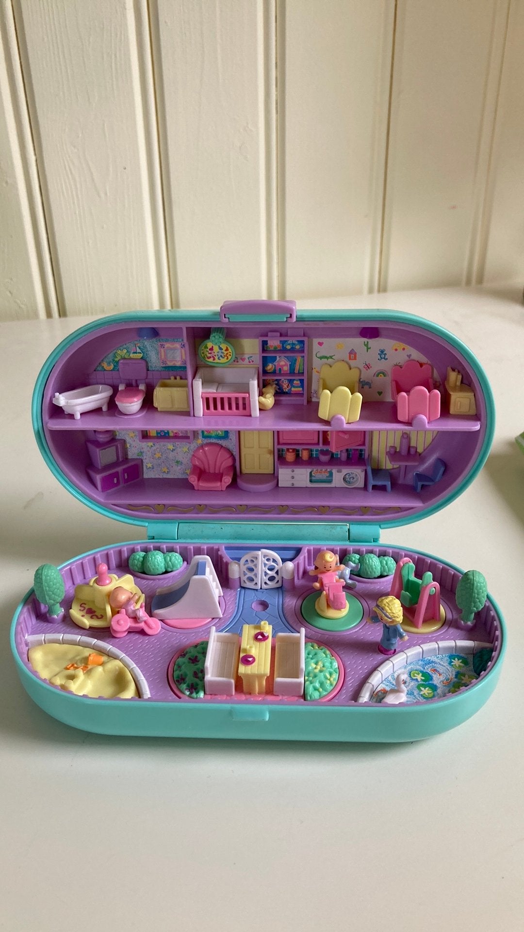100% Complete Polly Pocket (Baby Care Center ‘92), Ophalen of Verzenden, Zo goed als nieuw, Overige typen