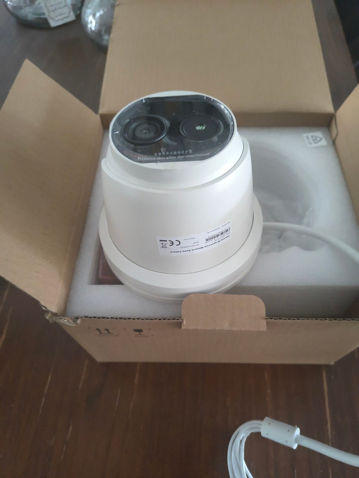 Hikvision DS-2TD1217-6/P Thermische Dome Camera, Ophalen of Verzenden, Nieuw, Buitencamera