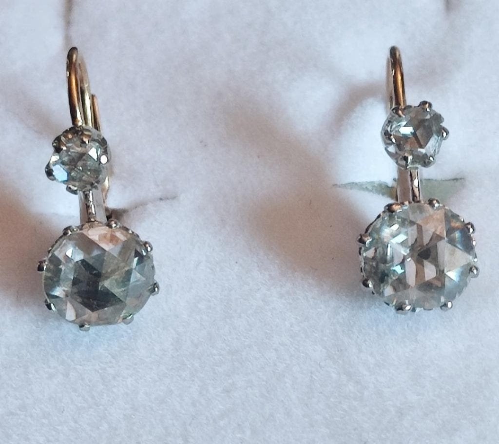 Antieke gouden oorbellen met diamanten 1,30kt, Hangers, Ophalen of Verzenden, Zo goed als nieuw, Met edelsteen