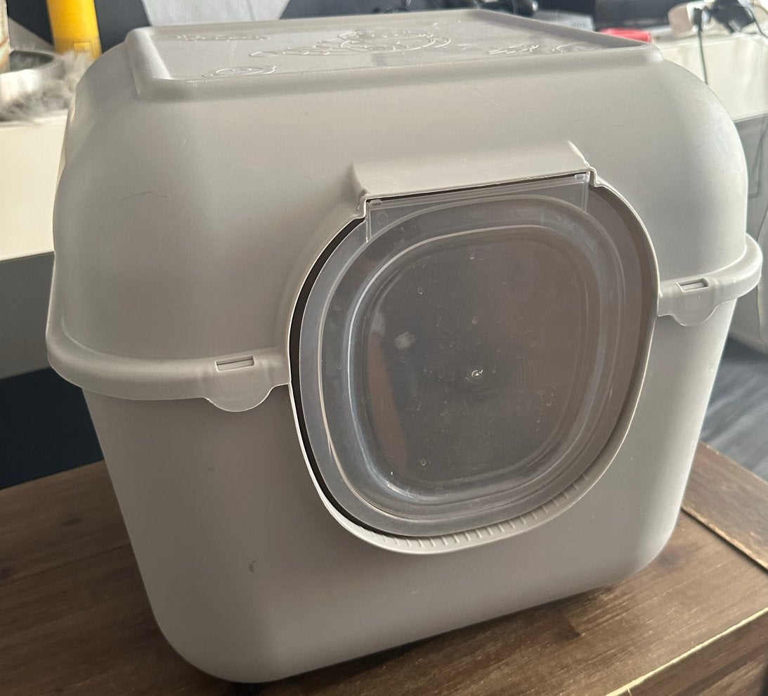Grijze kattenbak met schep, Ophalen, Zo goed als nieuw, Open