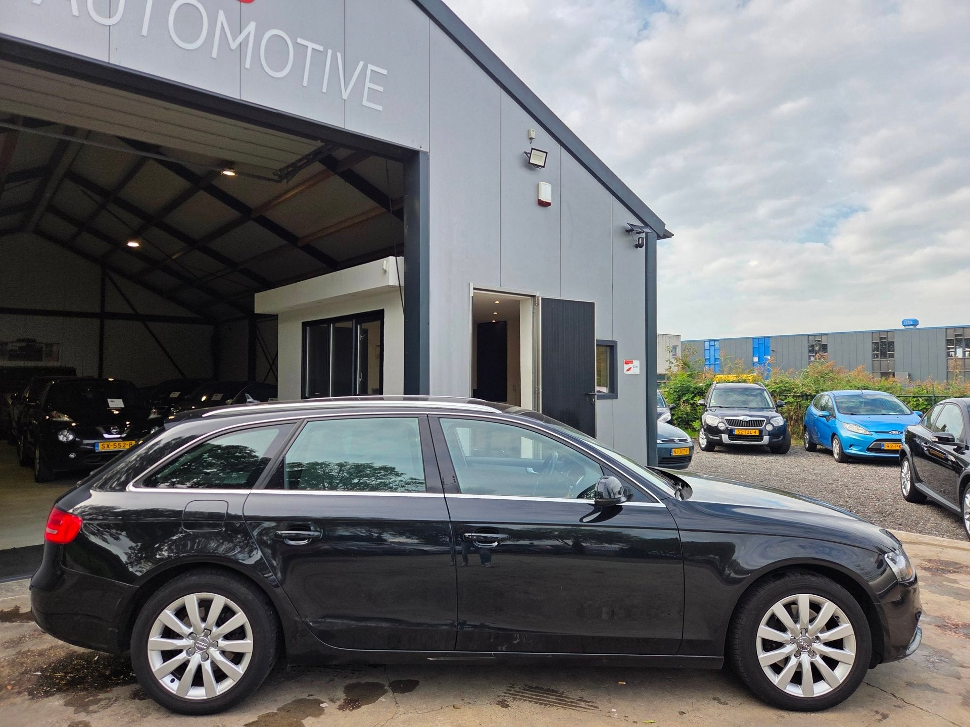 Audi A4 Avant 1.8 TFSI Pro Line Business | AUT, Auto's, Euro 5, Stof, Gebruikt, Zwart