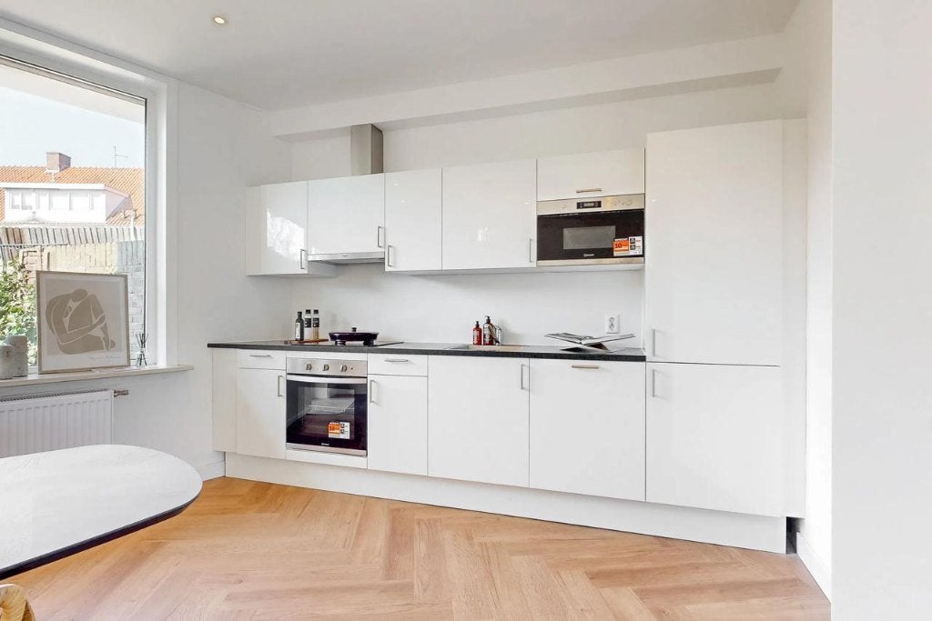 Keuken, Huis en Inrichting, Keuken | Complete keukens, Ophalen, Wit, Enkelwandige keuken, Composiet