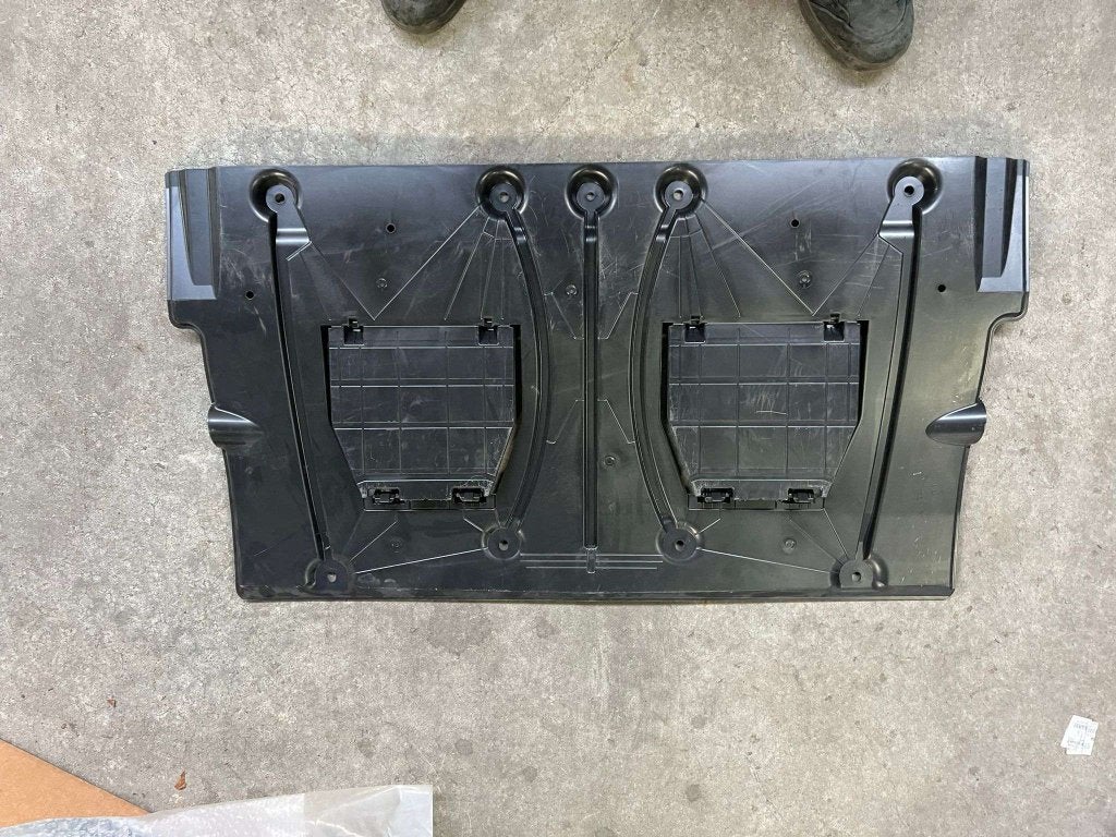 bodemplaat megane e 748181053r nieuw, Renault, Frankrijk, Nieuw, Info@renault.com