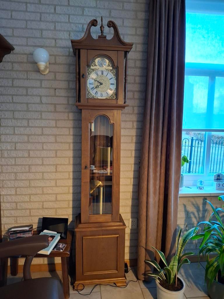 Nette tempus fugit klok staande, Antiek en Kunst, Ophalen