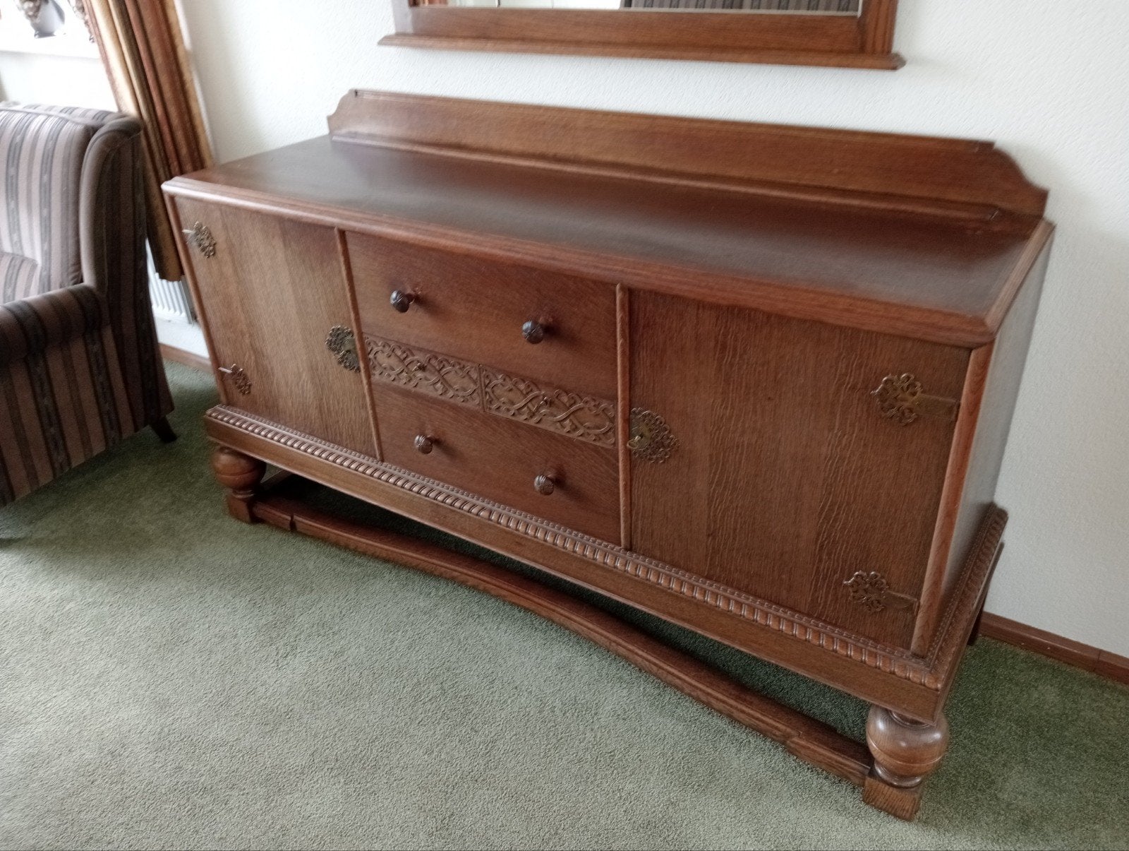 Antiek eiken dressoir met spiegel. L 1.80m h 96 cm d 51 cm, Antiek en Kunst, Ophalen