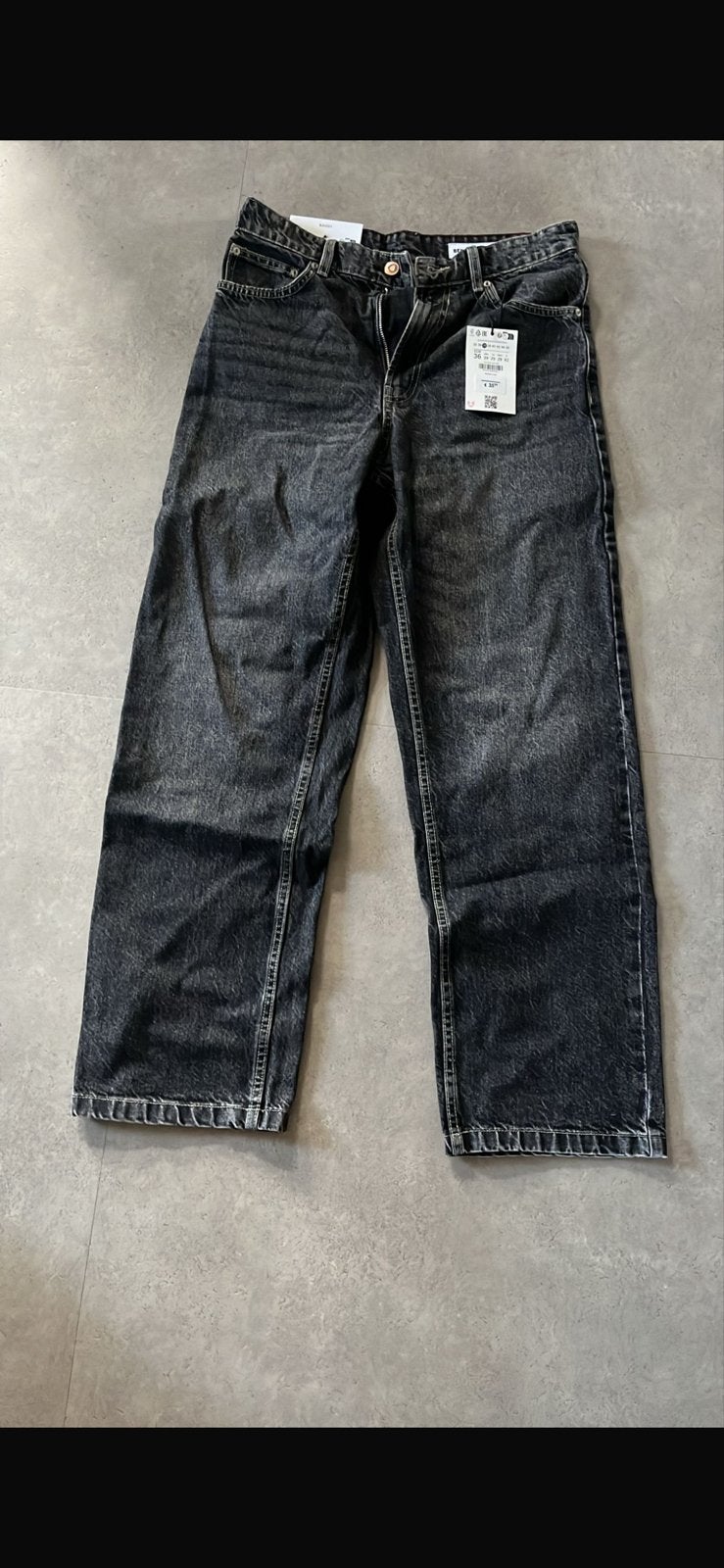 Bershka Baggy Jeans - Zwart (W30-W32), Ophalen of Verzenden, Nieuw, Zwart, W32 (confectie 46) of kleiner