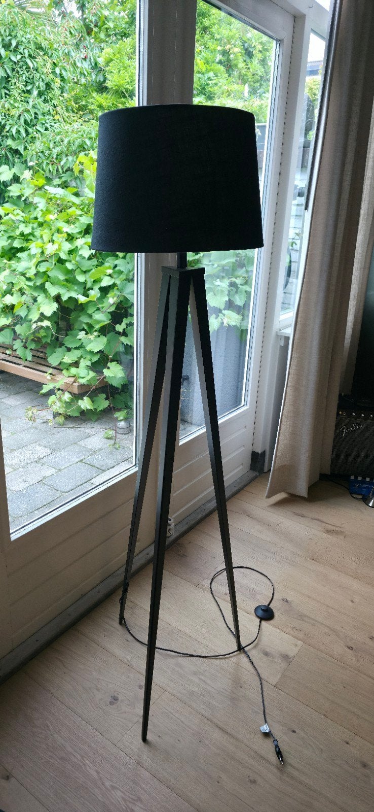 Zwarte Vloerlamp met Stoffen Kap, Ophalen, Modern, Industrieel, Zo goed als nieuw, Stof