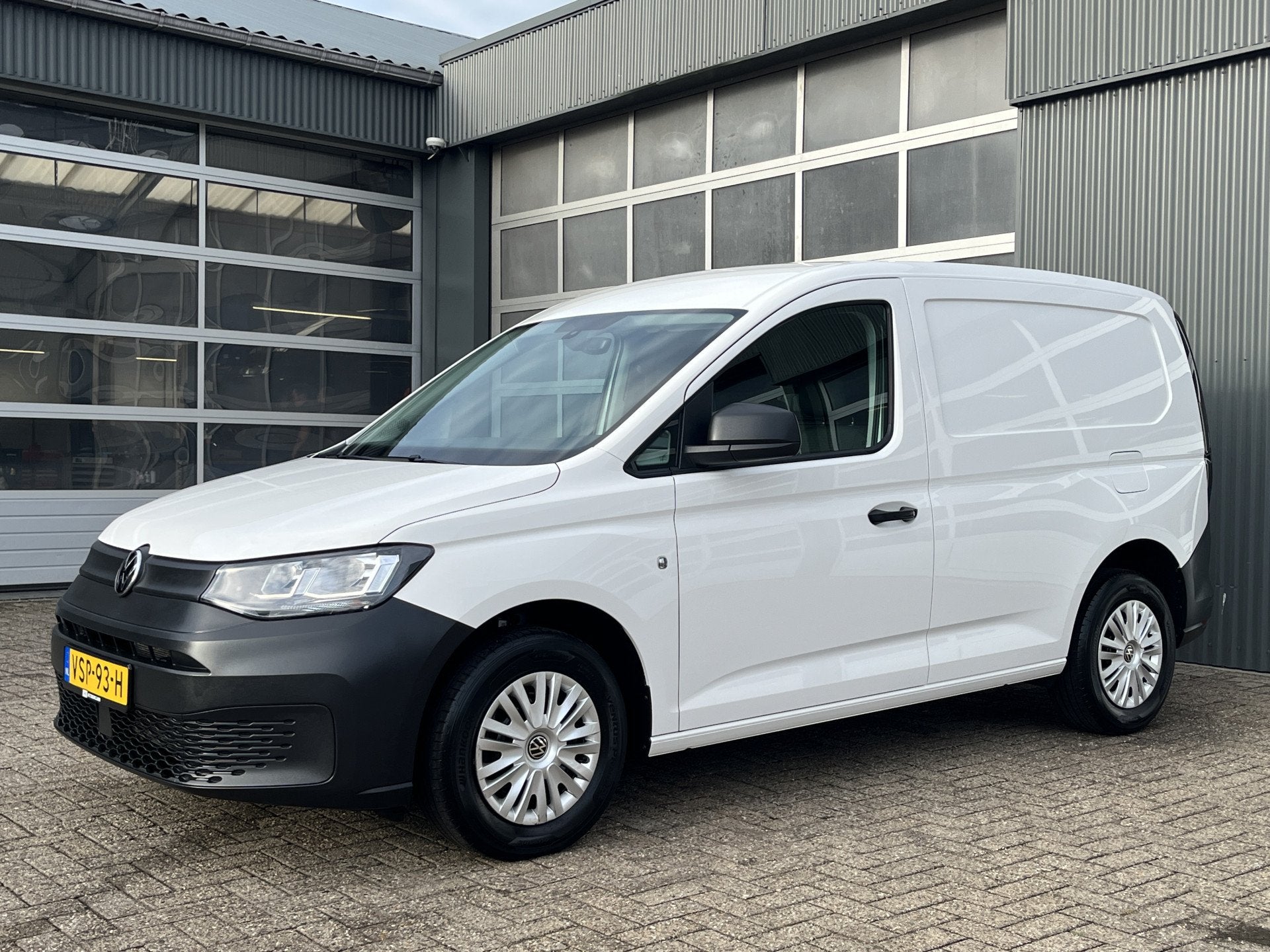 Volkswagen Caddy Cargo 2.0 TDI Airco Trekhaak 1400kg trekgew, Voorwielaandrijving, Stof, Gebruikt, 4 cilinders