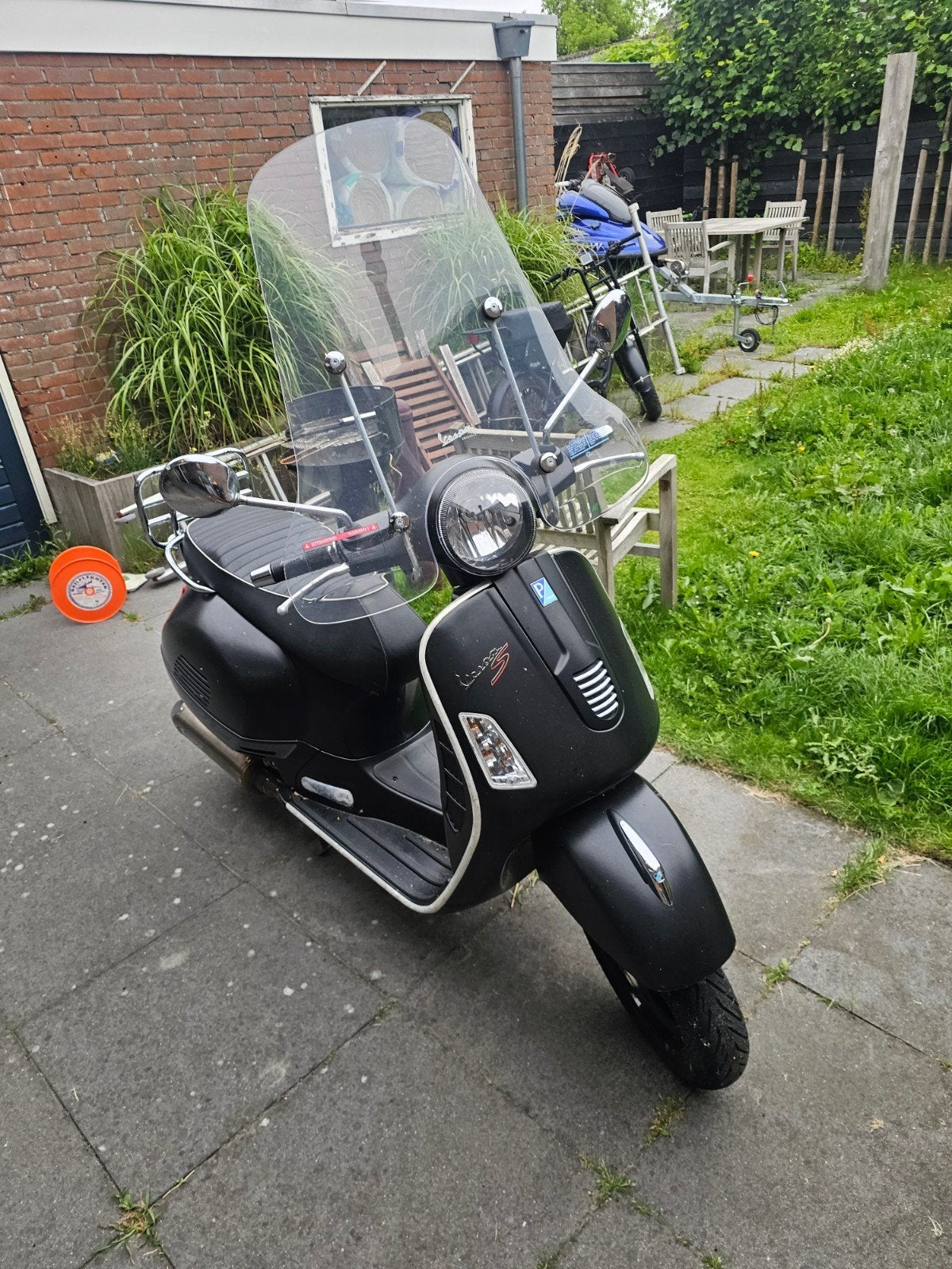 Vespa GTS 300 Super - Mat Zwart, Ophalen, Zo goed als nieuw, Benzine, Overige modellen