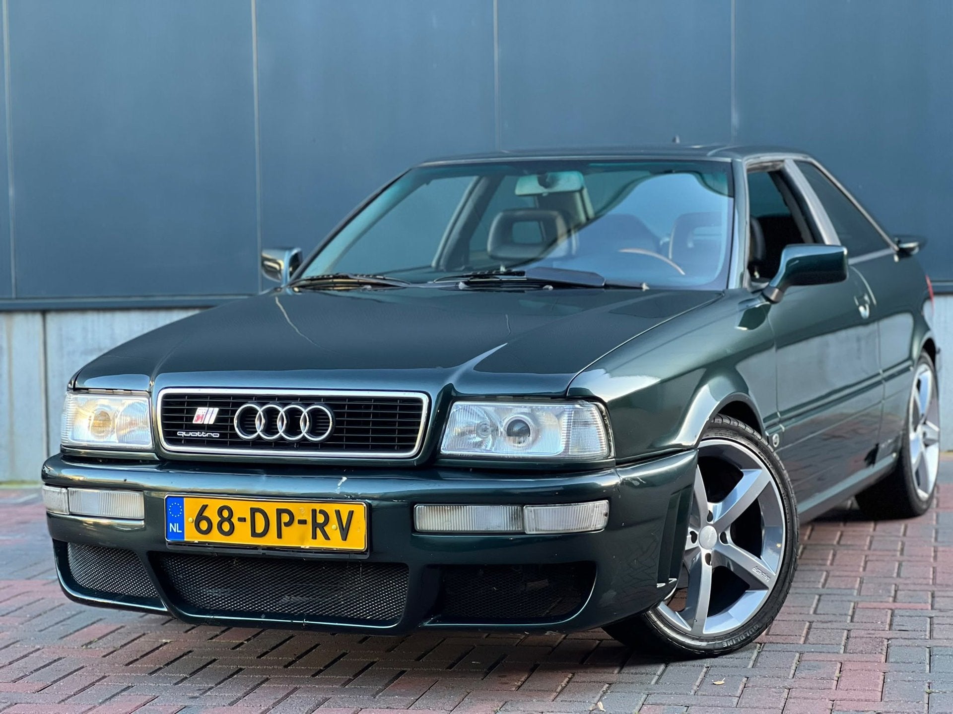 Audi Coupé 2.8 E quattro * V6 * Pano * Airco * Leer *, Auto's, Gebruikt, Zwart, Leder, Handgeschakeld