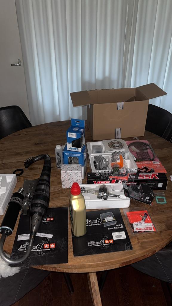 Zip 70cc stage 6 mk2, Fietsen en Brommers, Scooters | Piaggio, Ophalen, Zo goed als nieuw, Benzine, Zip