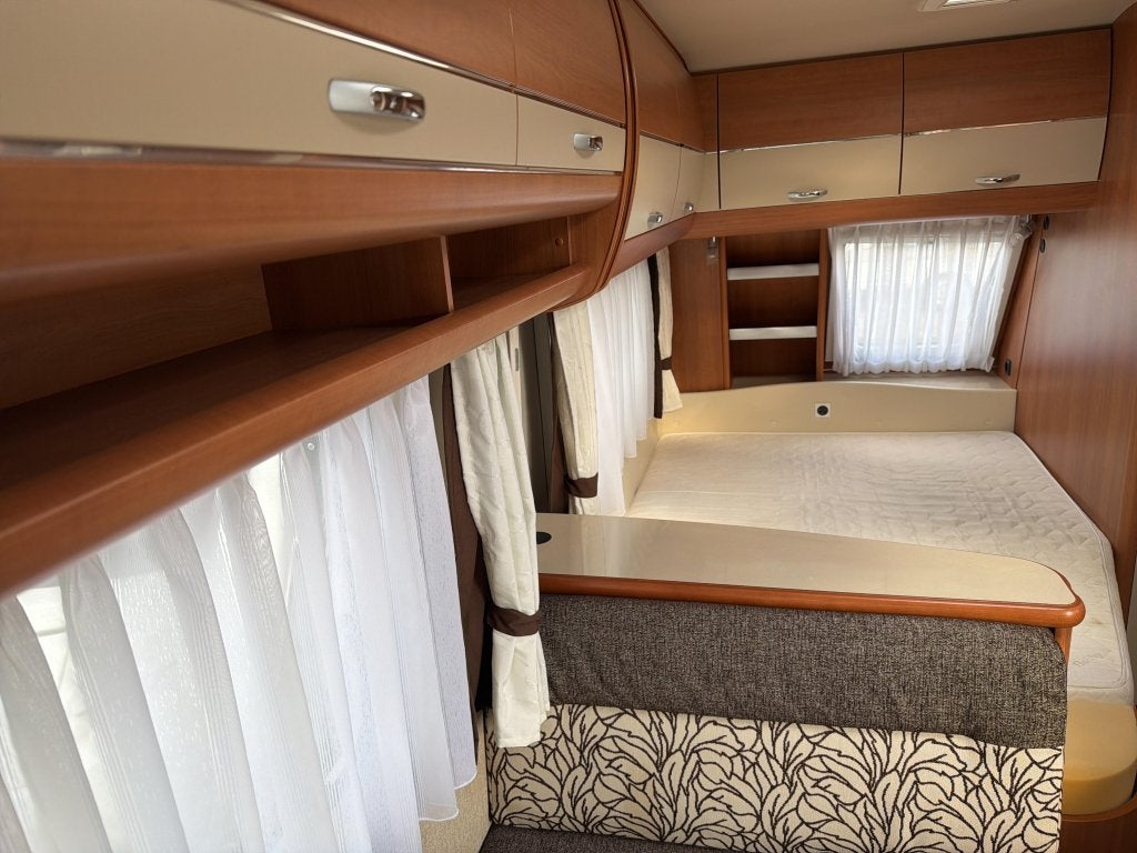 Hobby Excellent 410 SFE, Caravans en Kamperen, Hobby, Overige typen, 4 tot 5 meter, Overige