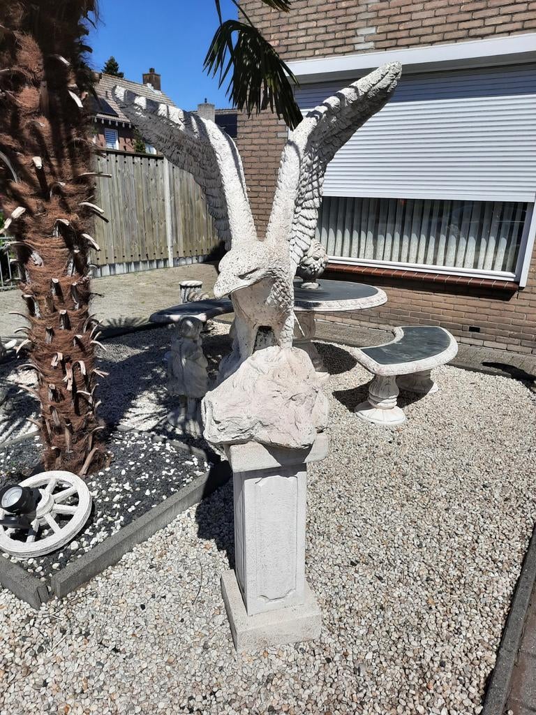 Grote adelaar op pilaar, Tuin en Terras, Ophalen of Verzenden