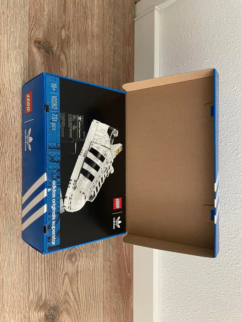 LEGO Adidas Originals Superstar 10282 - Nieuw in doos, Overige thema's, Lego, Nieuw, Ophalen of Verzenden