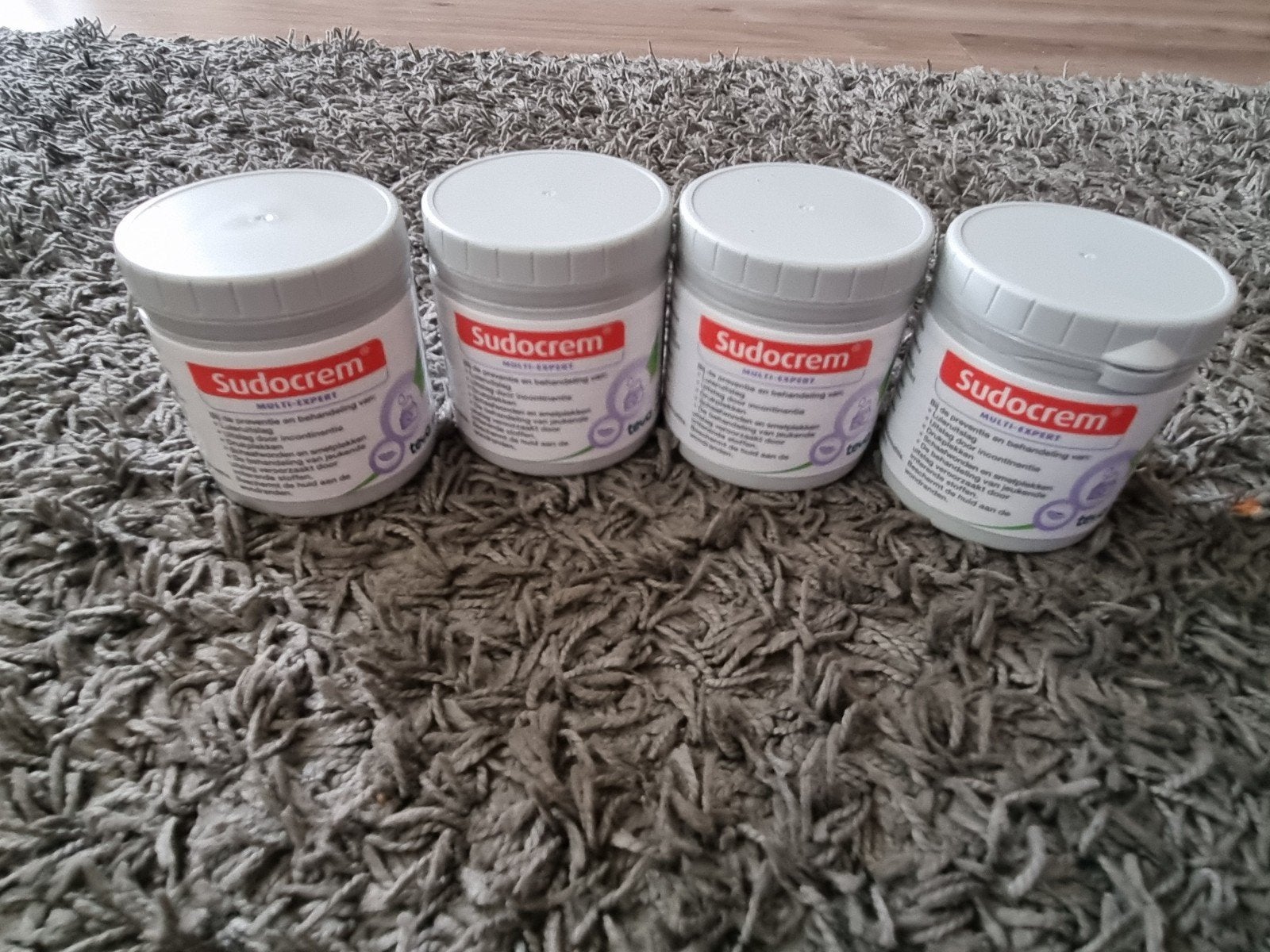 4x sudocrem a 250 gram NIEUW, Kinderen en Baby's, Badjes en Verzorging, Ophalen of Verzenden