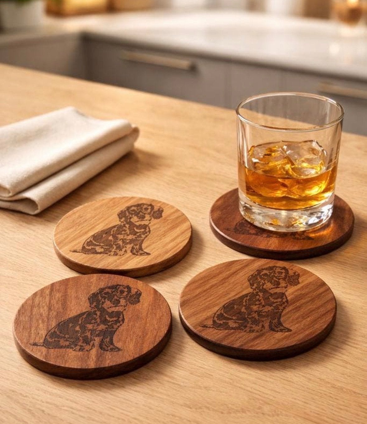 Houten Onderzetters met Ruwharige Teckel Design - Set van 4, Hout, Glasonderzetter, Nieuw, Bruin
