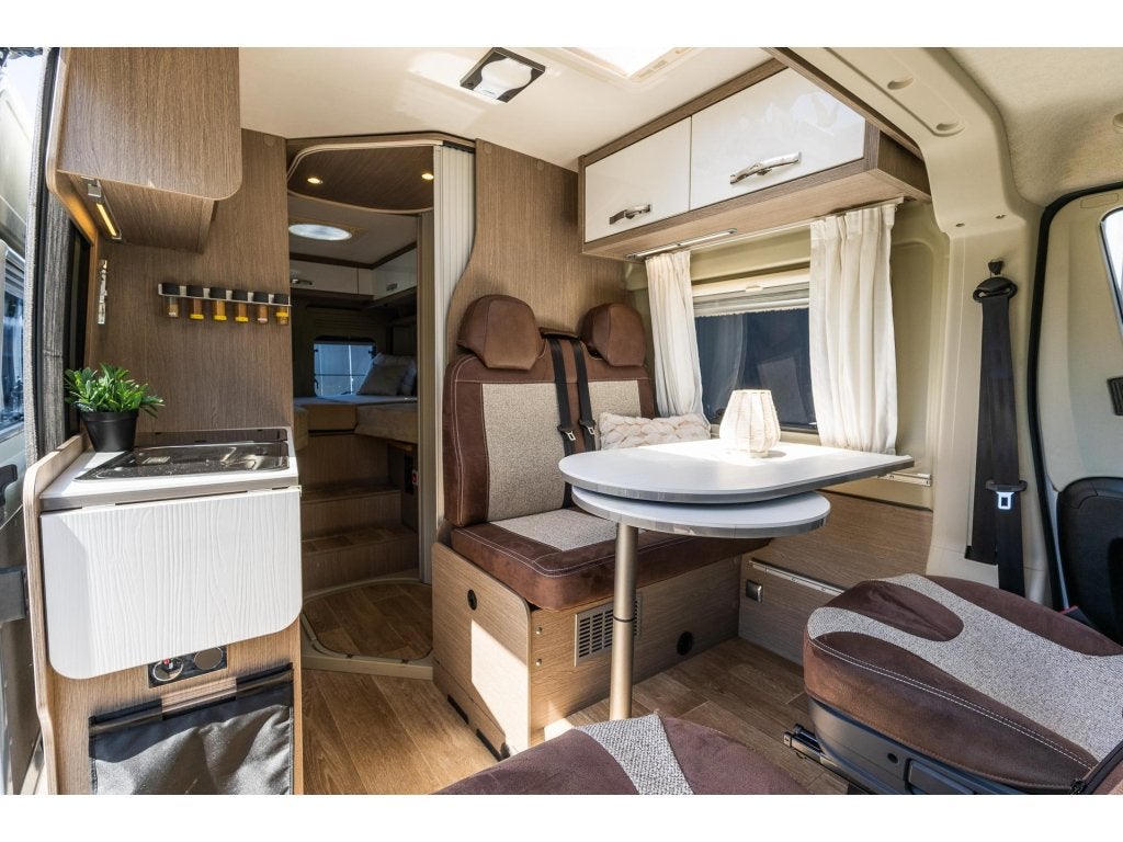 Pössl Roadcruiser 6,4M 2019 Lengtebed 25DKM EURO6, Ringverwarming, Pössl, Tot en met 2, 6 tot 7 meter