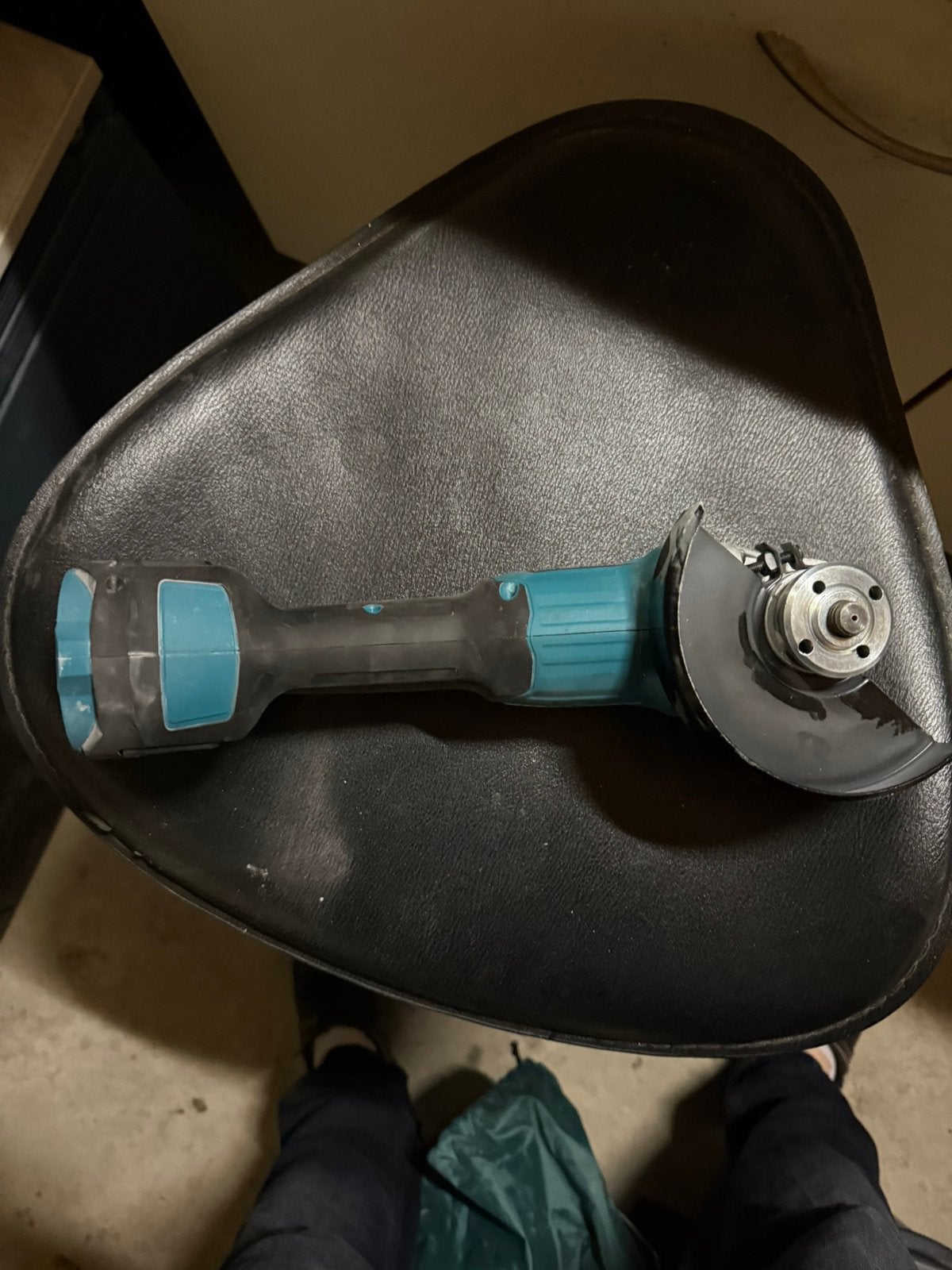 Makita 18 v slijptol, Ophalen, Gebruikt, Minder dan 700 watt, Haakse handslijpmachine