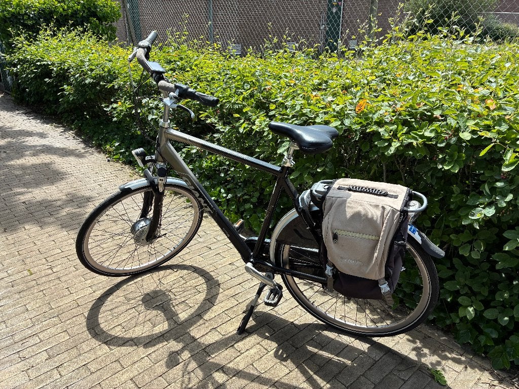 Herenfiets Giant Twist go (Elektrische), Fietsen en Brommers, Gebruikt, 59 cm of meer, 30 tot 50 km per accu, Ophalen
