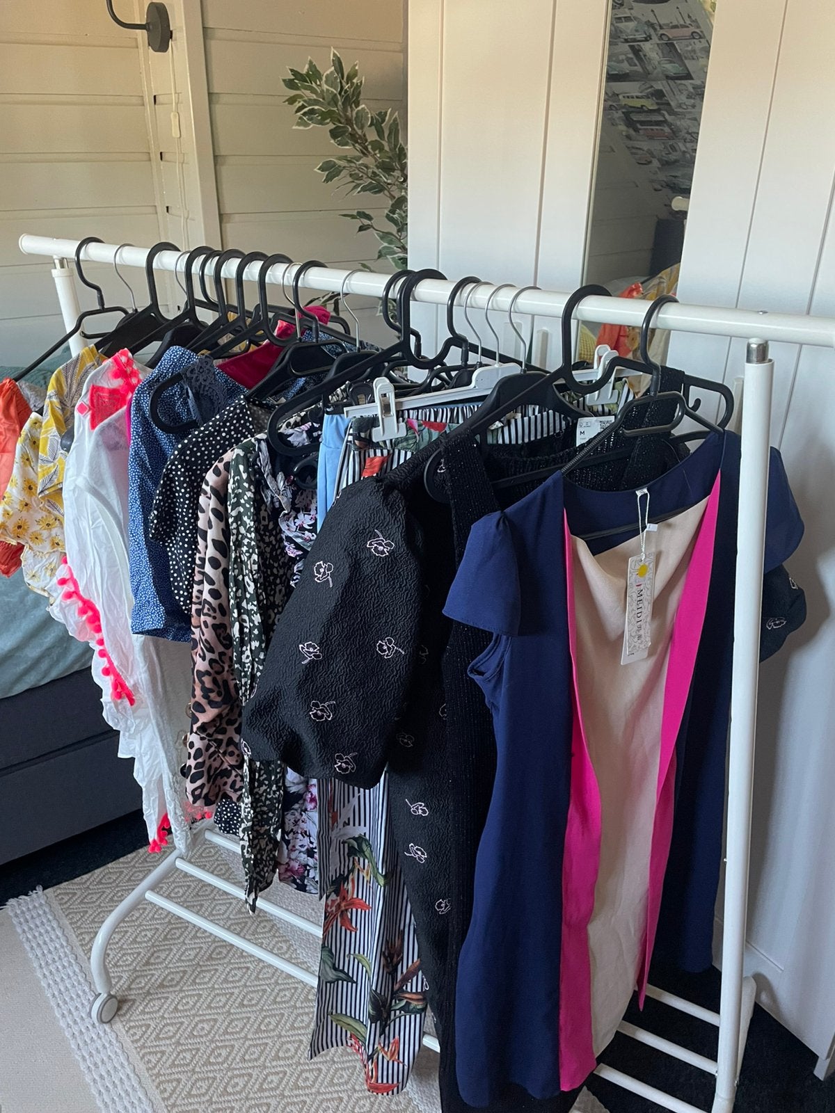 22 stuks nieuwe kleding partij bundel dameskleding lot, Ophalen of Verzenden, Nieuw
