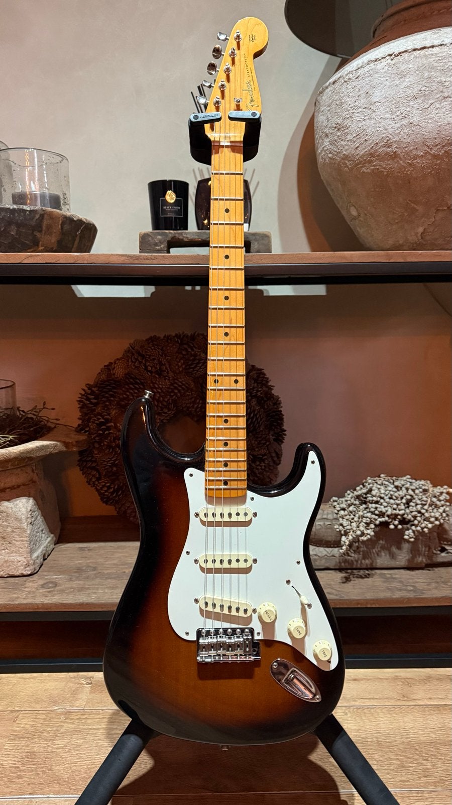 ✅ Fender Stories Collection 1954 Virginia Eric Johnson Strat, Ophalen, Zo goed als nieuw, Solid body, Fender