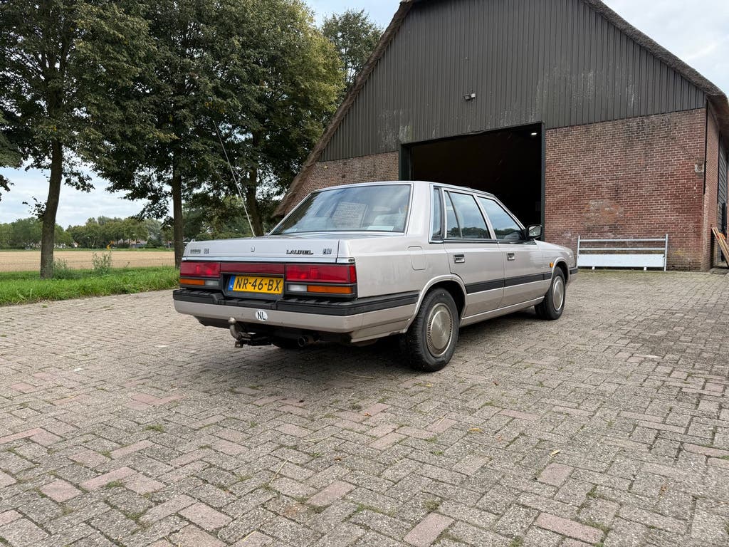 Nissan Laurel 2.8 SGL AUT 1985 Grijs oldtimer, foto 4