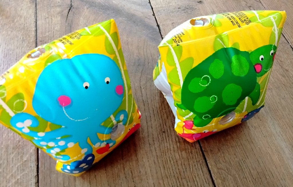 Intex 2 zwemvleugels - zwembandjes - afbeelding zeedieren, Jongetje of Meisje, One size, Ophalen of Verzenden, Zo goed als nieuw