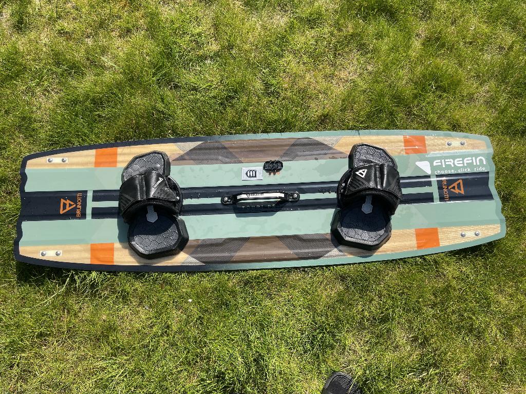 kiteboard, Watersport en Boten, Kitesurfen, Gebruikt, Twintip, Kiteboard, Ophalen of Verzenden