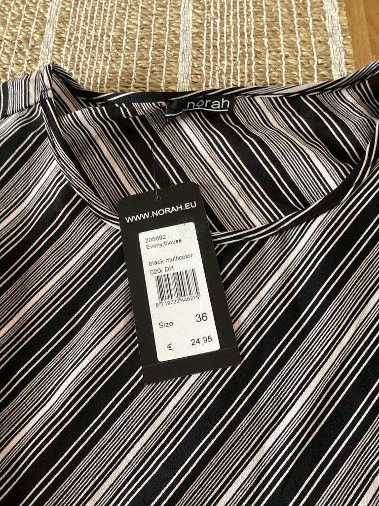 Nieuwe Norah blouse maat 36 (past ook met 38), Ophalen of Verzenden, Nieuw, Maat 36 (S), Zwart