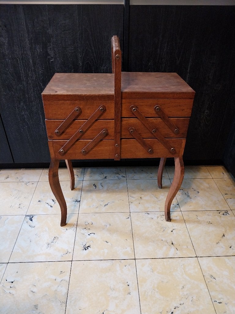 Vintage naaikoffer, Ophalen