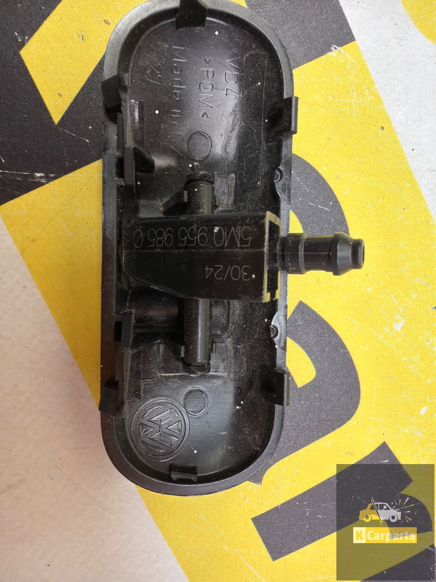 Ruitensproeier voor 5M0955985C, Gebruikt, Volkswagen, Volkswagen AG, Berliner Ring 2
38440  Wolfsburg, DE
