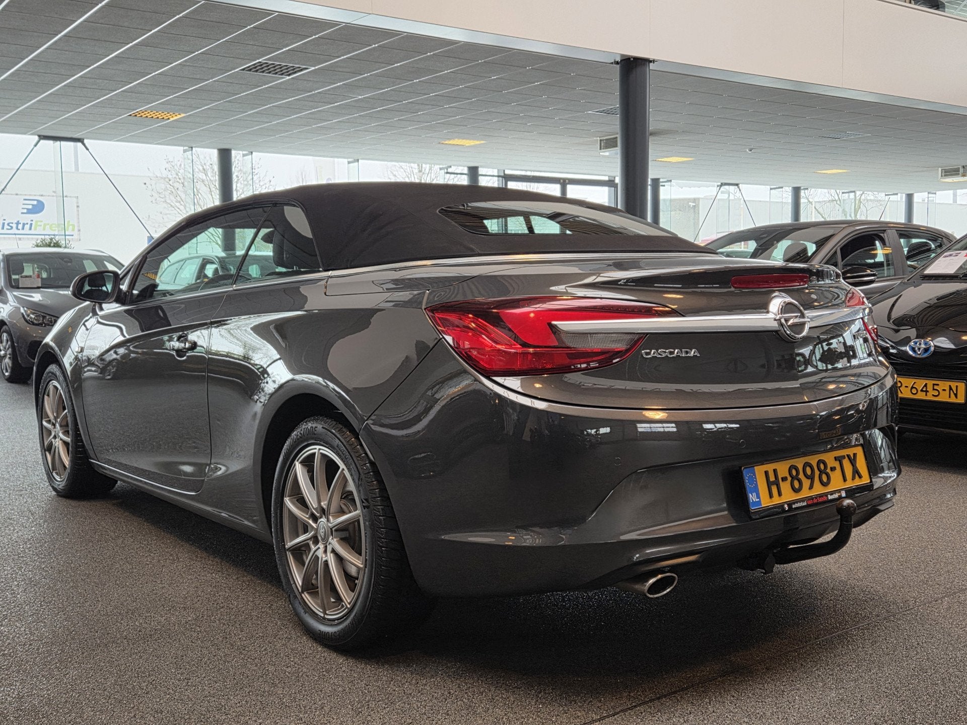 Opel Cascada 1.6 Turbo Cosmo / Trekhaak / Adaptieve verlicht, Auto's, Opel, Voorwielaandrijving, Euro 5, Gebruikt, 4 cilinders