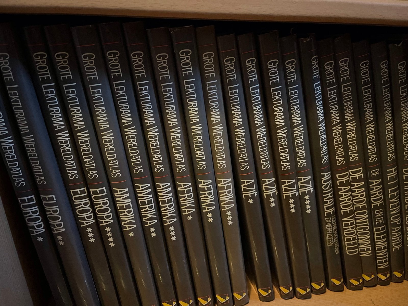 Grote Lecturama Wereldatlas - Complete set van 23 delen, Ophalen of Verzenden
