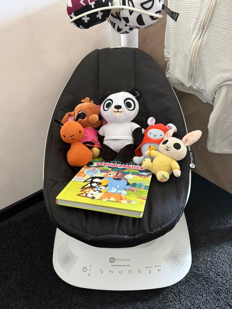 4 moms MamaRoo 5 wipstoel/babyswing, Ophalen, Zo goed als nieuw, Verstelbaar