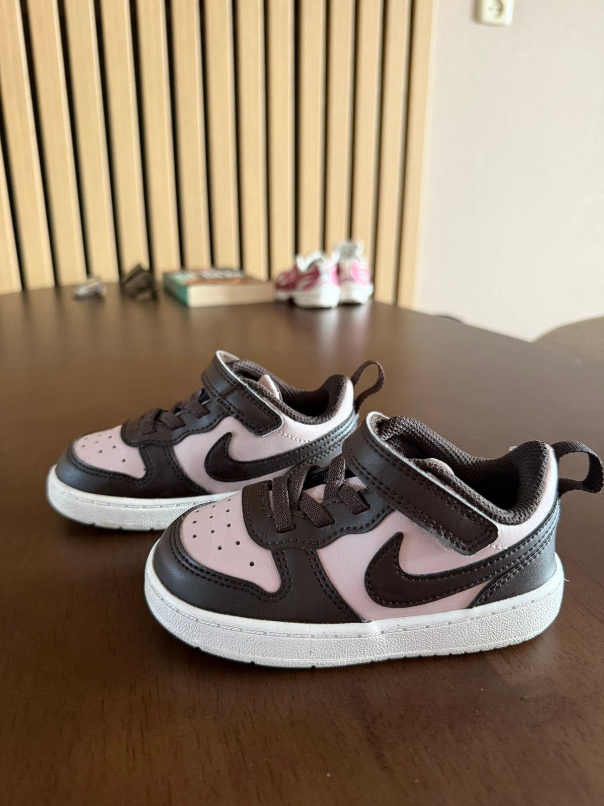 Nike Court maat 23, Ophalen, Jongen of Meisje, Schoenen, Zo goed als nieuw
