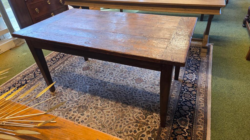 Antieke Franse Boeren Eettafel met Geleefd Blad