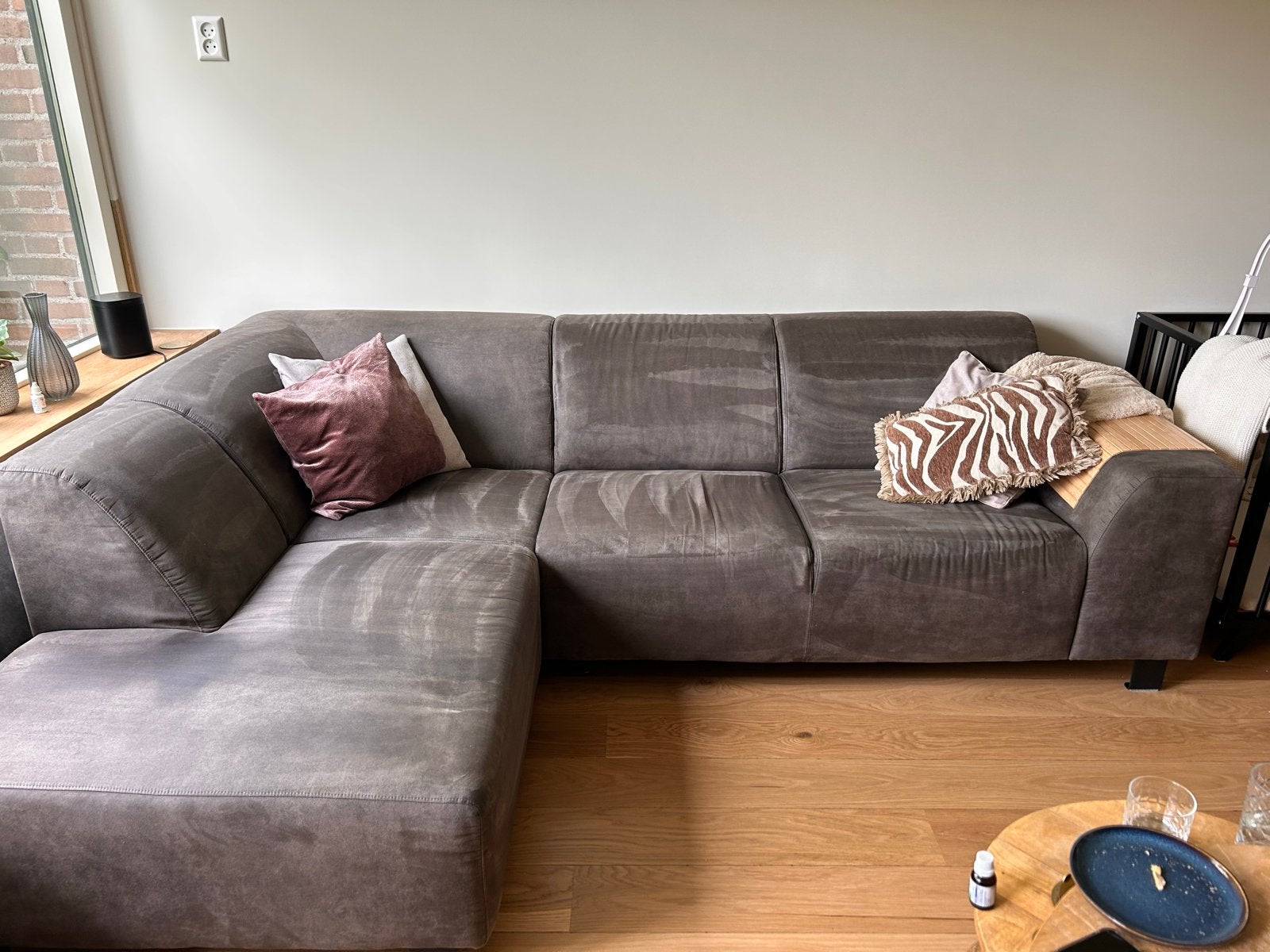 Gratis af te halen: Comfortabele hoekbank, niet doorgezakt, Ophalen, 250 tot 300 cm, Gebruikt, 100 tot 125 cm