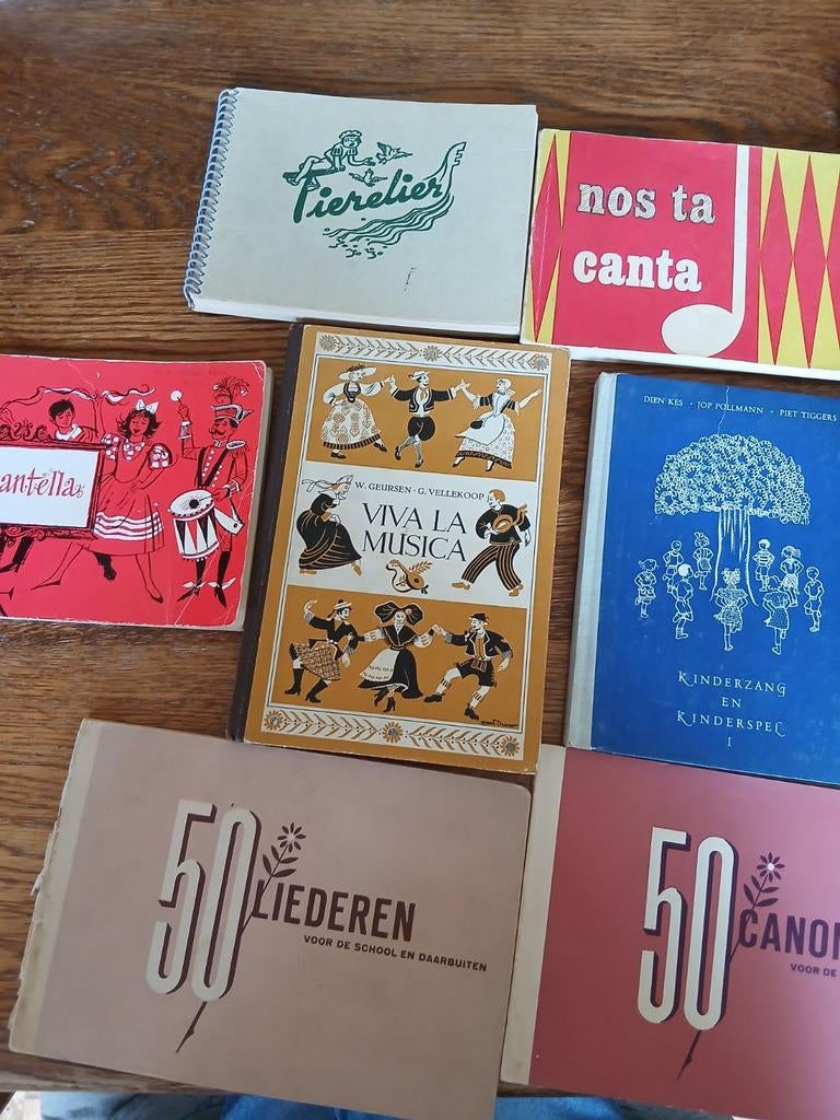 Liedjes voor kinderen. 10 boekjes met liedjes, Ophalen of Verzenden