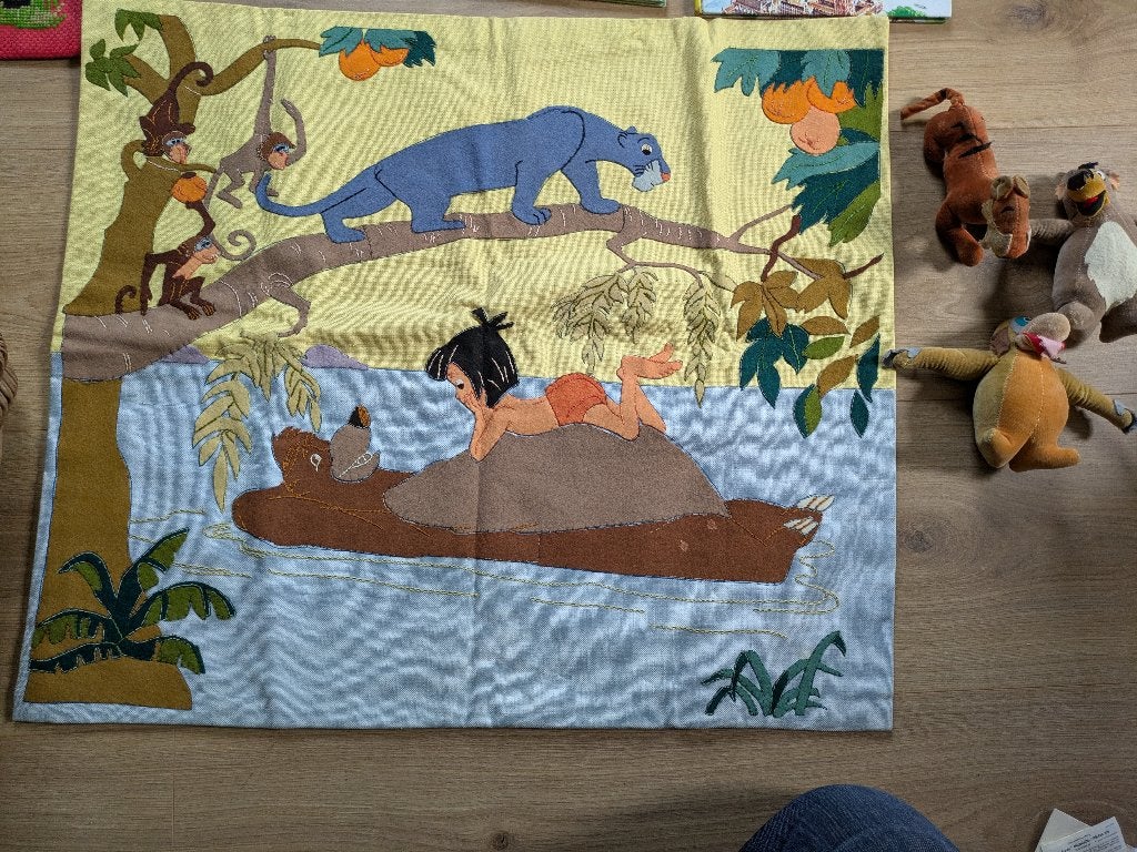 Vintage Jungle Boek wandkleed vilt + 3 oude knuffels, Ophalen, Leeuwenkoning of Jungle Boek, Gebruikt, Kleding of Textiel