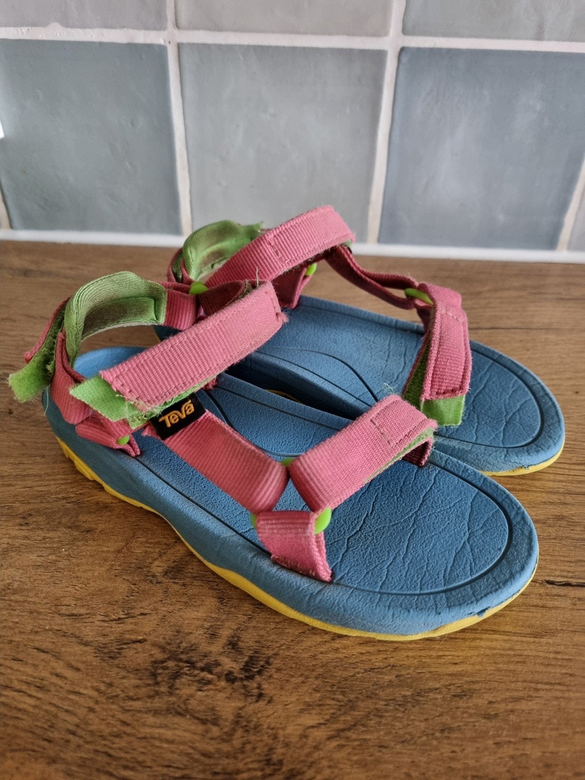 Teva sandalen maat 28, Meisje, Overige typen, Zo goed als nieuw, Teva