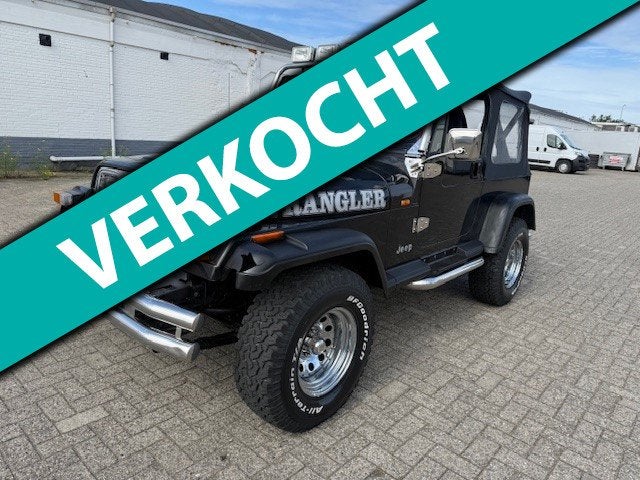 Jeep 4x4 CJ 4.2 CJ-7 Oldtimer automaat LPG 1977, Auto's, Jeep, Zwart, Zwart, Bedrijf, 650 kg
