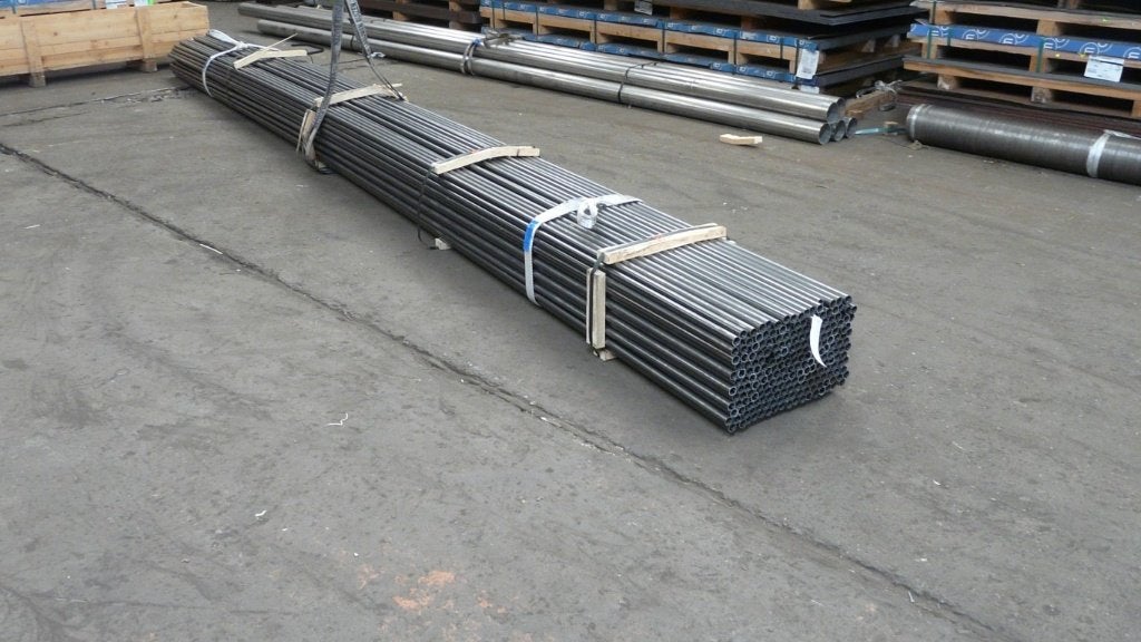 Bundel buis ijzer zwart Ø25mm lengte ca. 6000mm, Hobby en Vrije tijd, Overige Hobby en Vrije tijd, Nieuw, Ophalen
