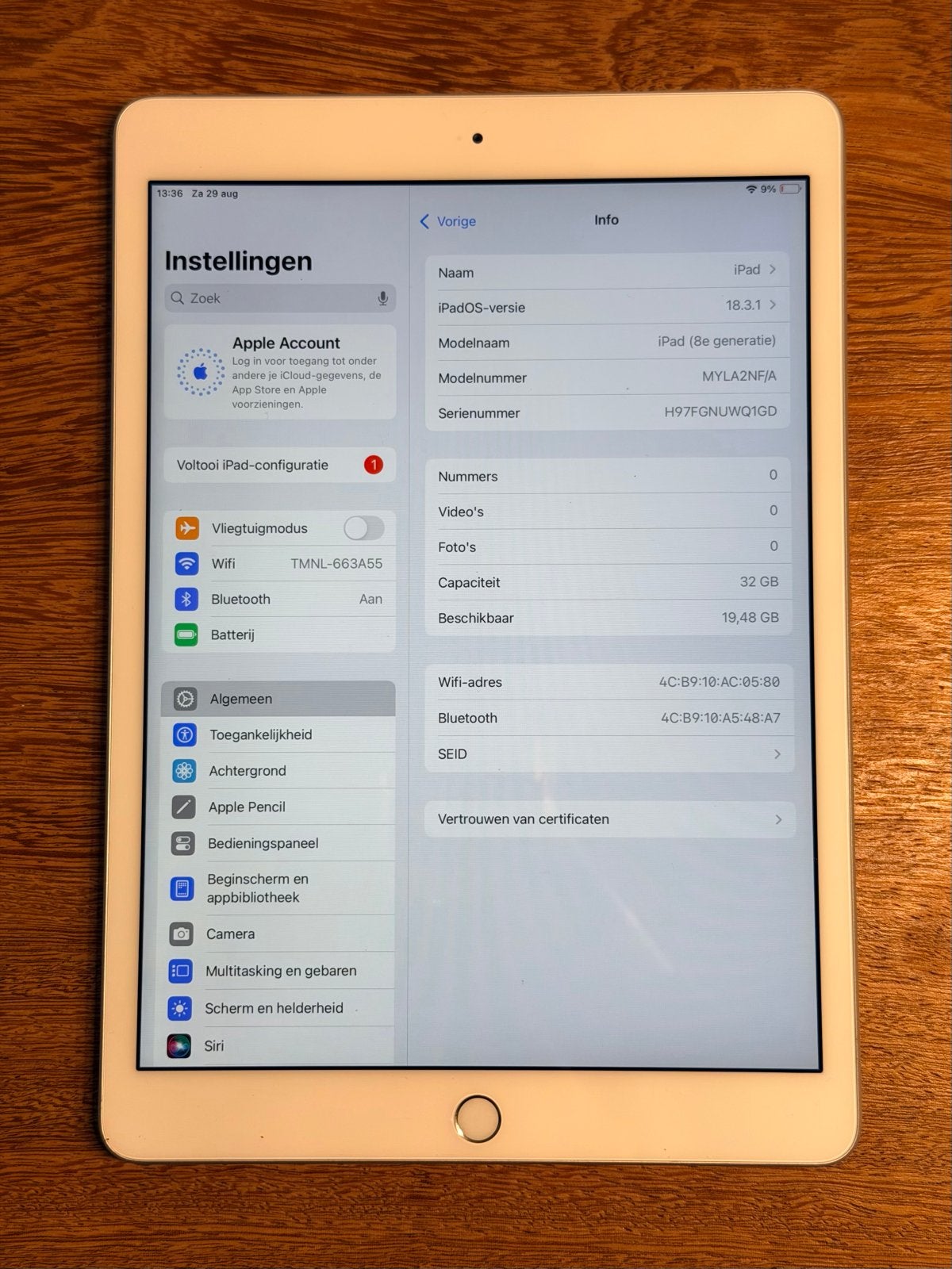 Apple iPad (8e generatie) 32GB Wi-Fi - Zo goed als nieuw, 10 inch, 32 GB, Apple iPad, Ophalen of Verzenden