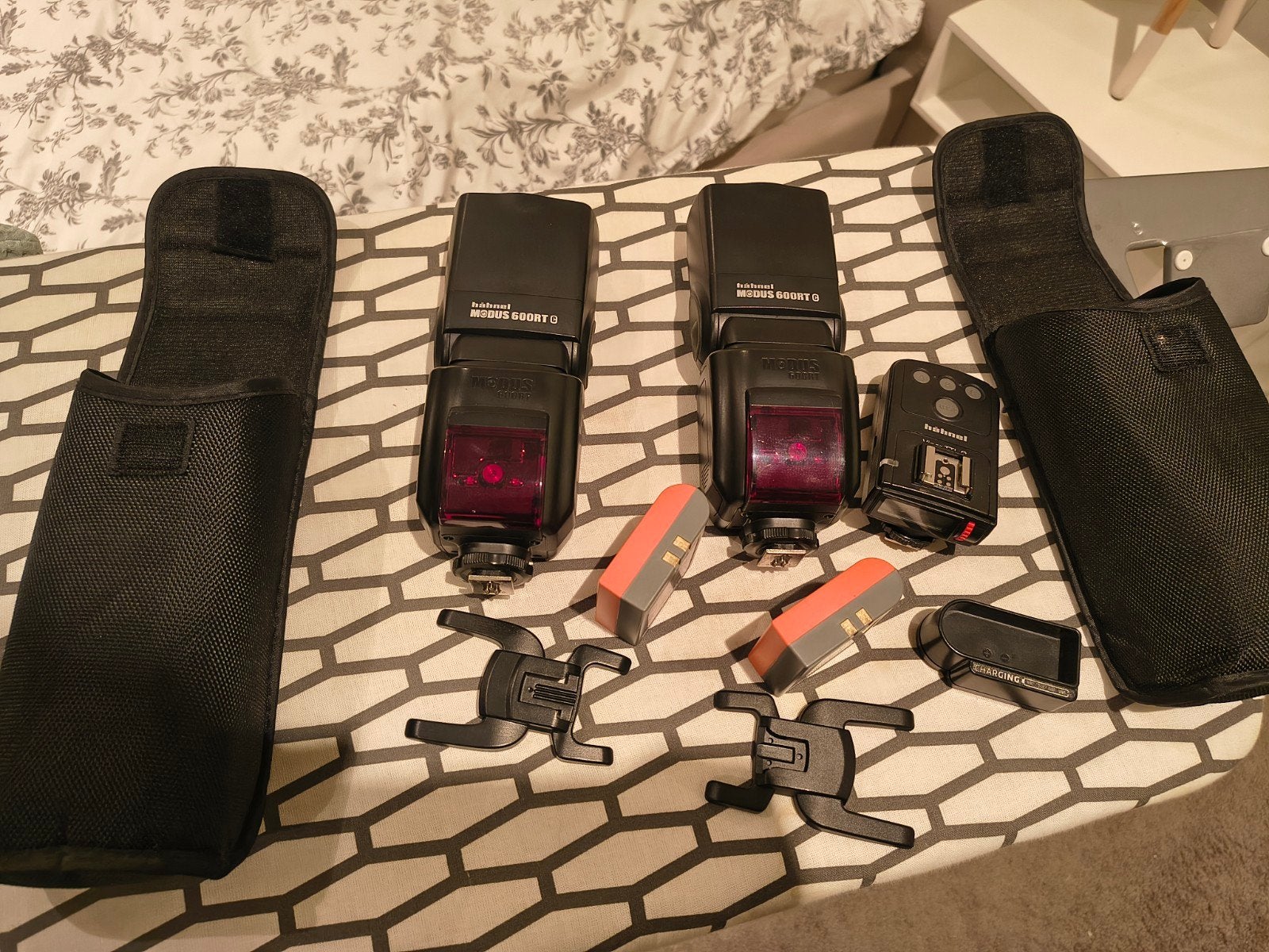 2 flitsers, 2 diffusers & 2 statieven. Complete lighting set, Ophalen of Verzenden, Gebruikt, Overige merken