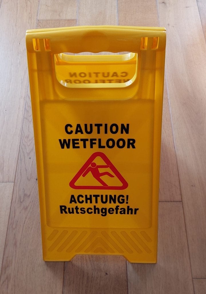 Nieuw waarschuwingsbord natte vloer 60cm hoog, Ophalen of Verzenden