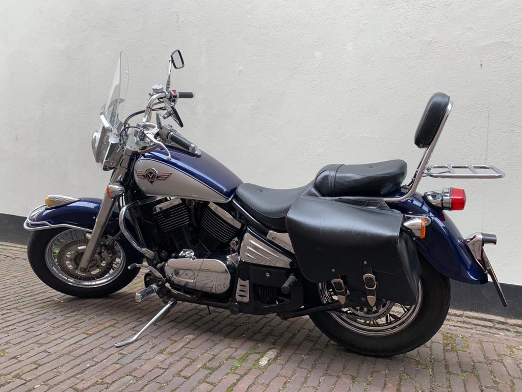 Kawasaki VN800 chopper, 2 cilinders, 805 cc, Chopper, Particulier