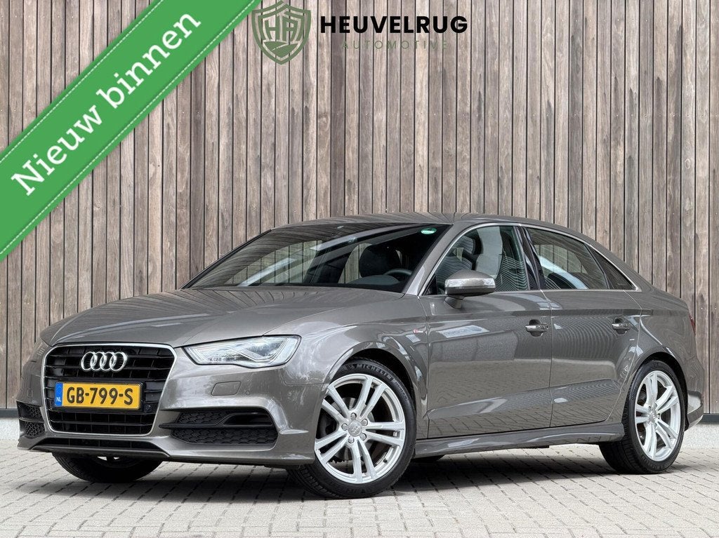 Audi A3 Limousine 1.4 TFSI 150PK | S-LINE | B&Q | CARPLAY |, Auto's, Stof, Gebruikt, 4 cilinders, 150 pk