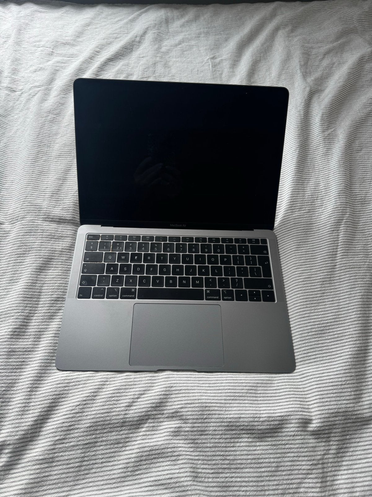 MacBook Air 13-inch 2019, Computers en Software, Qwerty, 8 GB, 13 inch, Minder dan 2 Ghz