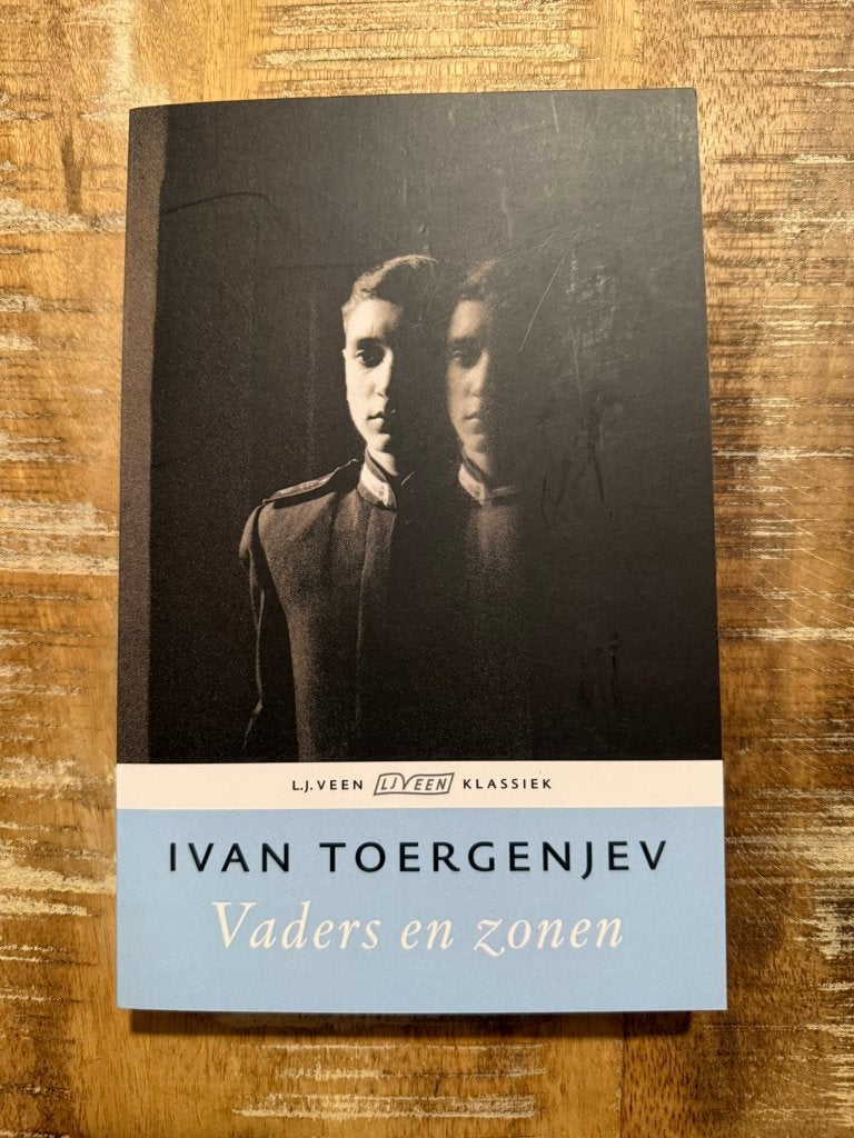 Vaders en zonen - Ivan Toergenjev (L.J. Veen Klassiek), Ophalen of Verzenden, Zo goed als nieuw, Ivan Toergenjev, België