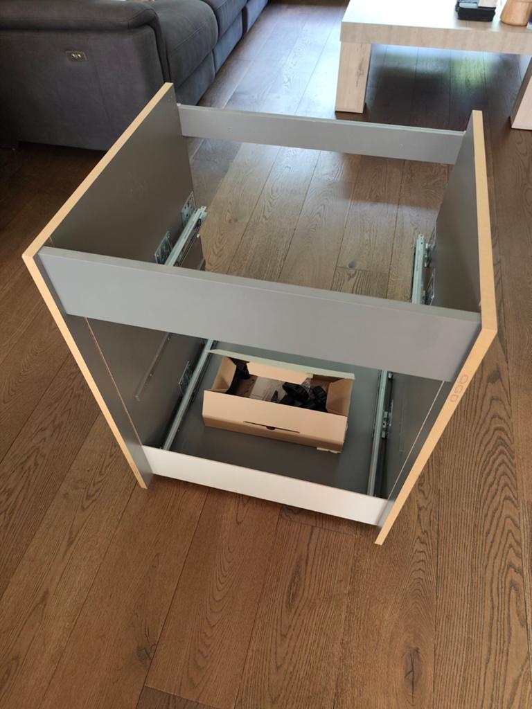 Nieuwe onderkast spoelbak met softclose en verstelbare poten, Ophalen, Nieuw